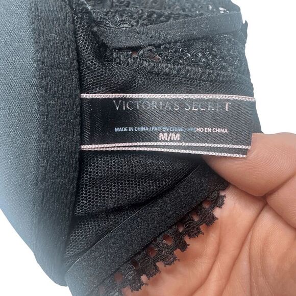 Victoria's Secret bralette black large eyelet mesh - Picture 2 of 3